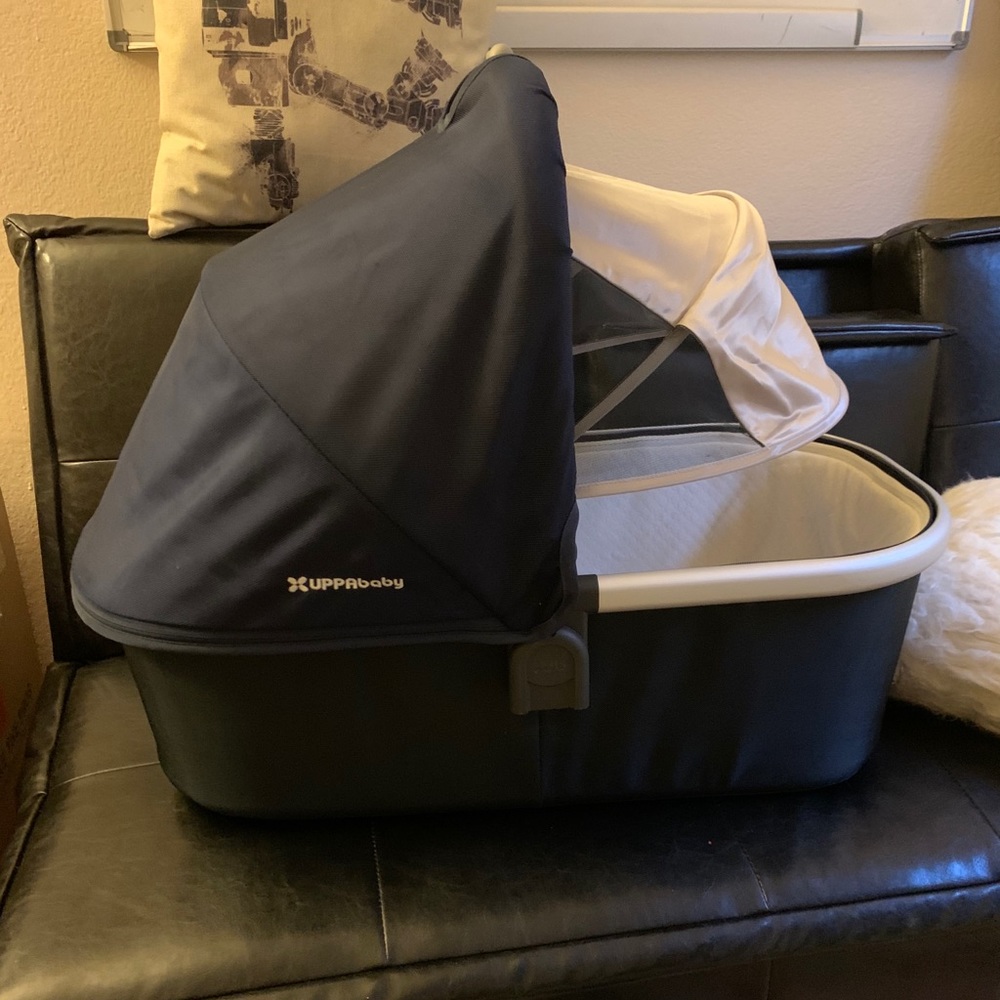 Uppababy bassinet 2017 for Vista